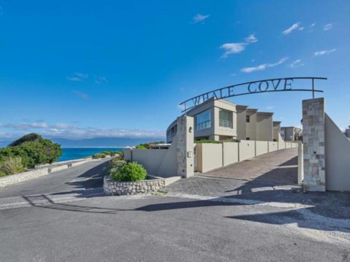 The View At Whale Cove De Kelders Apartment Екстериор снимка